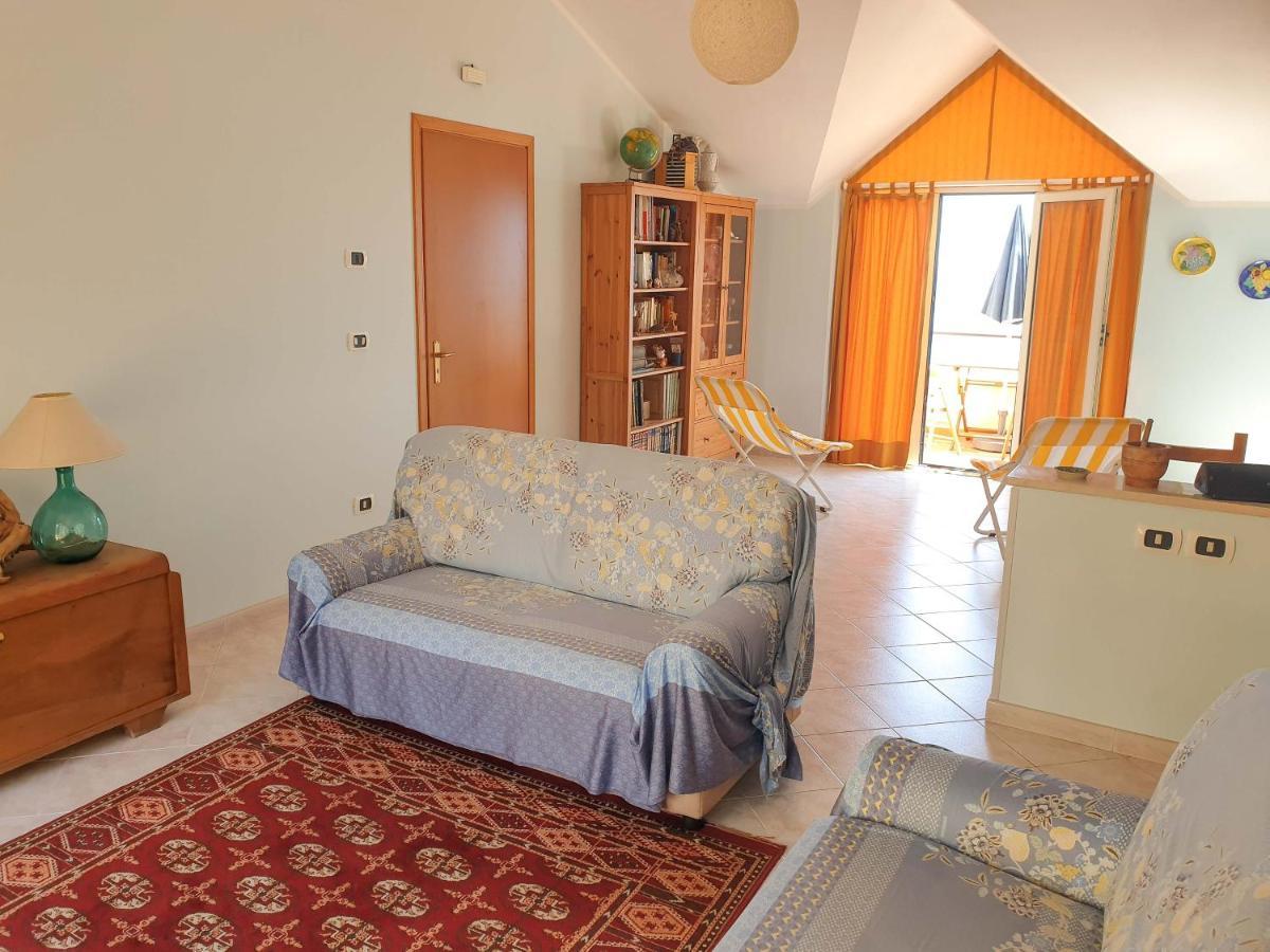 Casa Vacanze Umberto I Бова Марина Екстериор снимка