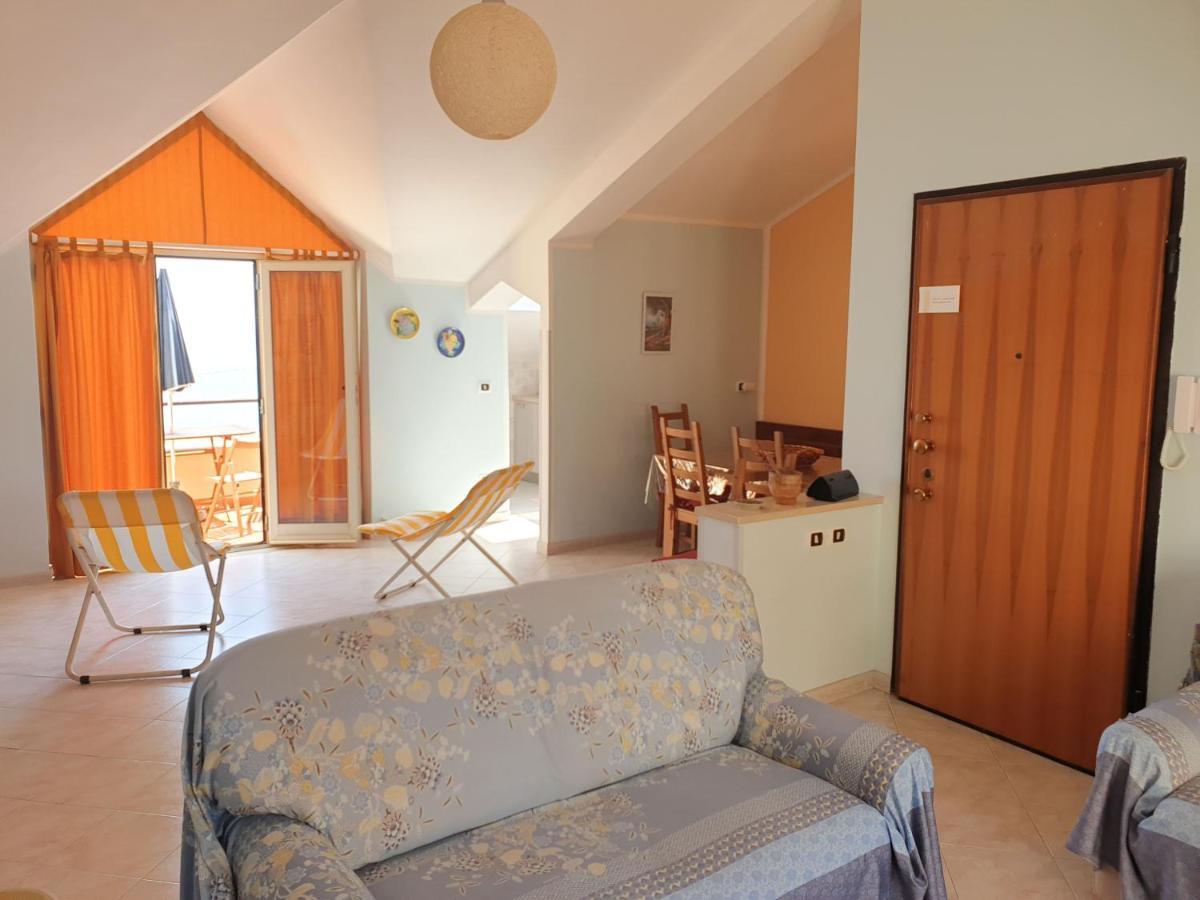 Casa Vacanze Umberto I Бова Марина Екстериор снимка
