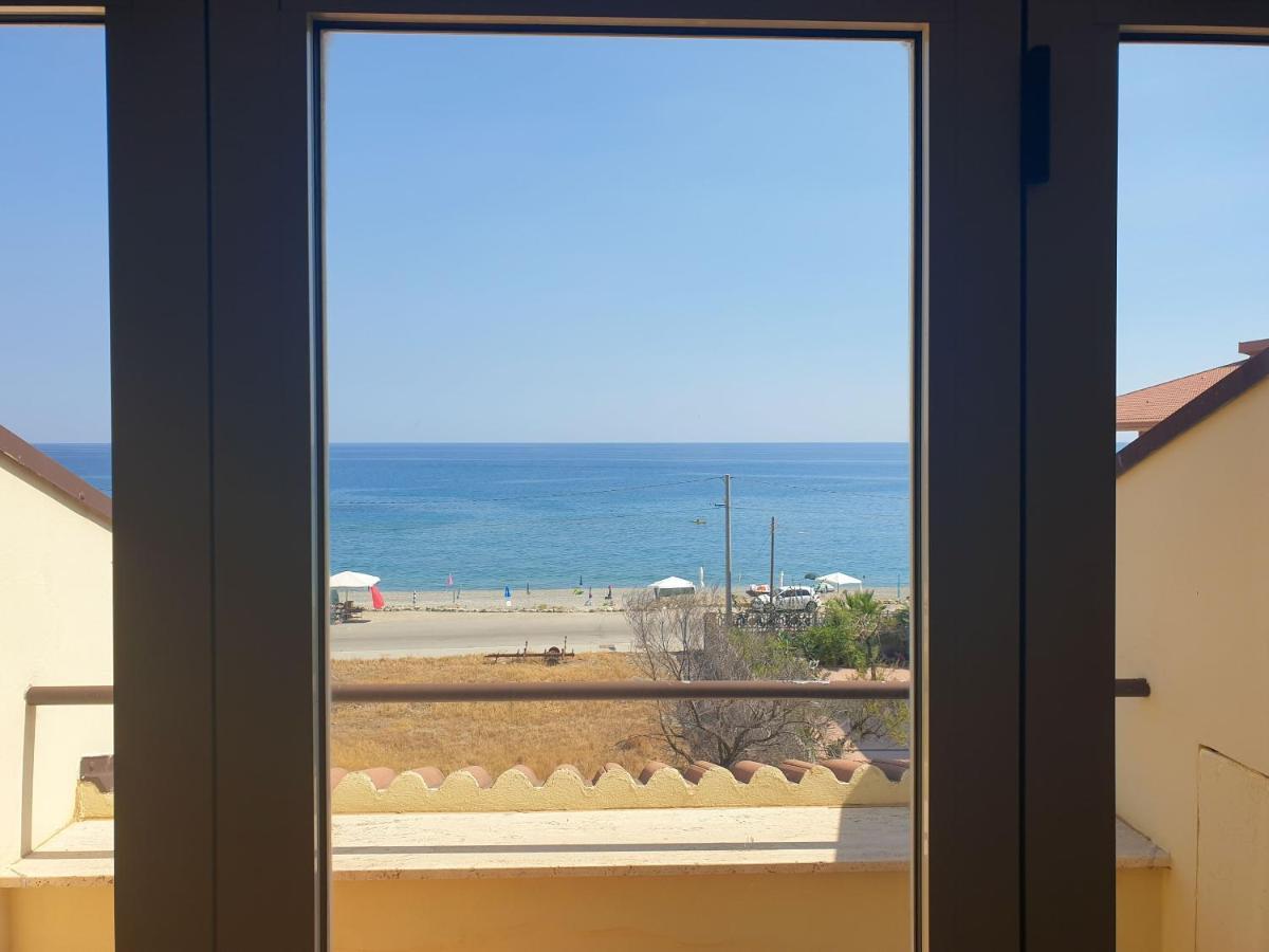 Casa Vacanze Umberto I Бова Марина Екстериор снимка