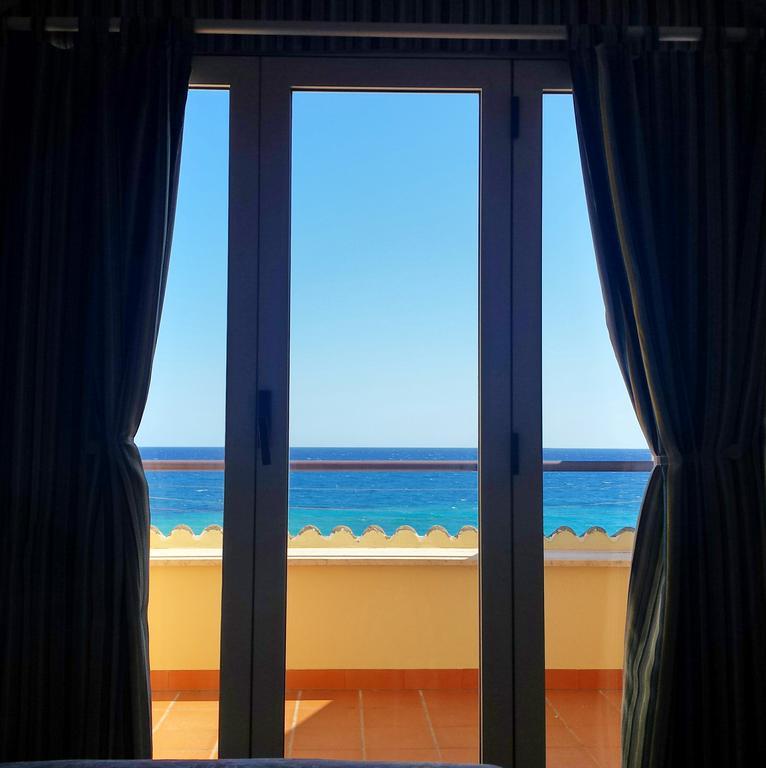 Casa Vacanze Umberto I Бова Марина Екстериор снимка