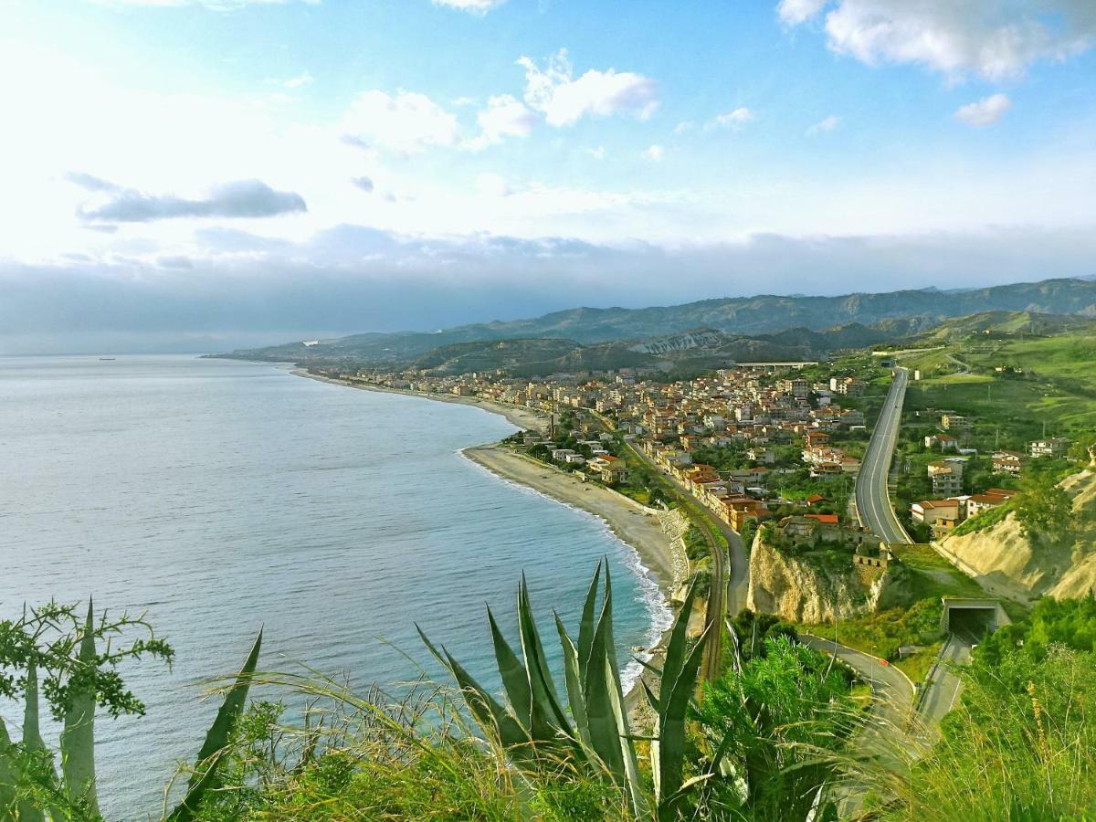 Casa Vacanze Umberto I Бова Марина Екстериор снимка